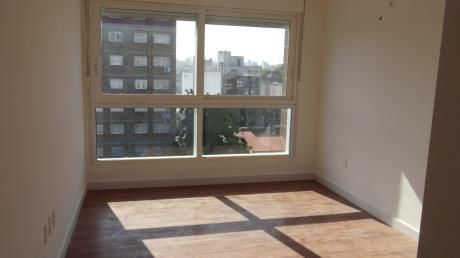 Estrena 1 Dormitorio Buceo A Metros Del Mar