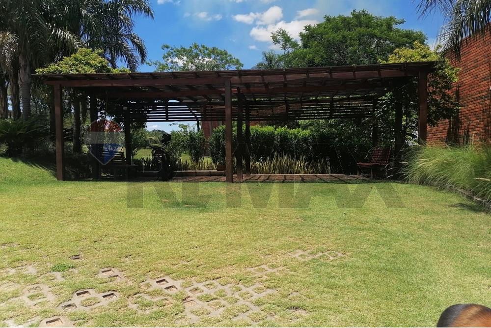 Casa - Venta - San Bernardino, Paraguay — foto 3