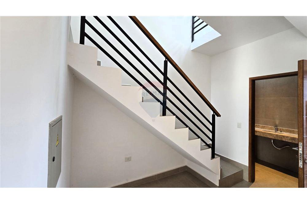 DUPLEX A ESTRENAR EN LAMBARE SAN ISIDRO — foto 3