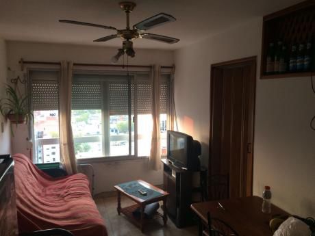 Monoambiente Con Renta, Excelente Opcion!