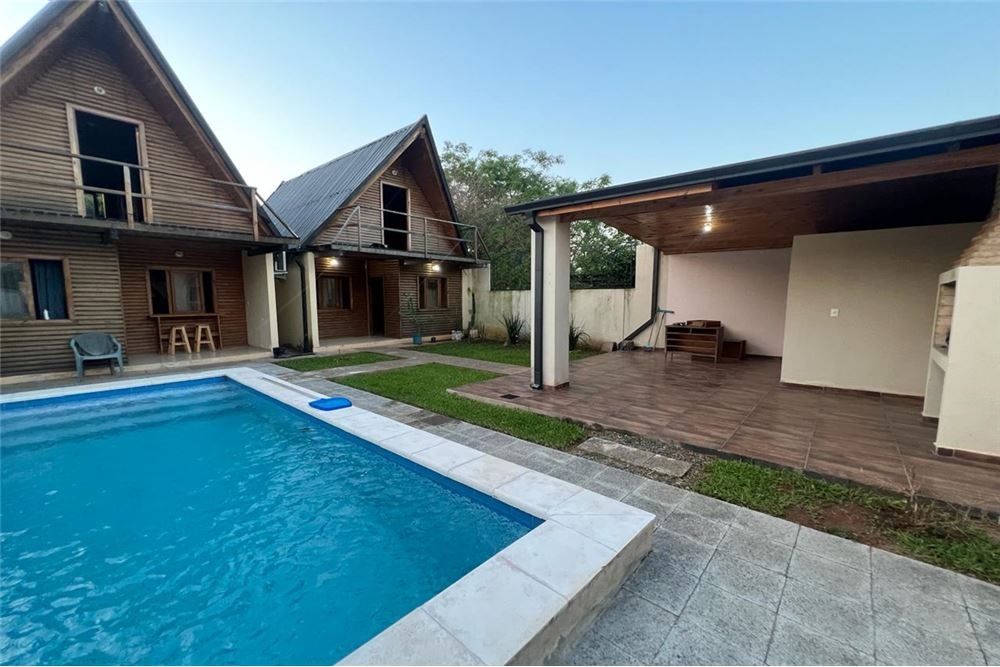 VENDO CASA DE VERANO EN PARAGUARI - CENTRO — foto 2