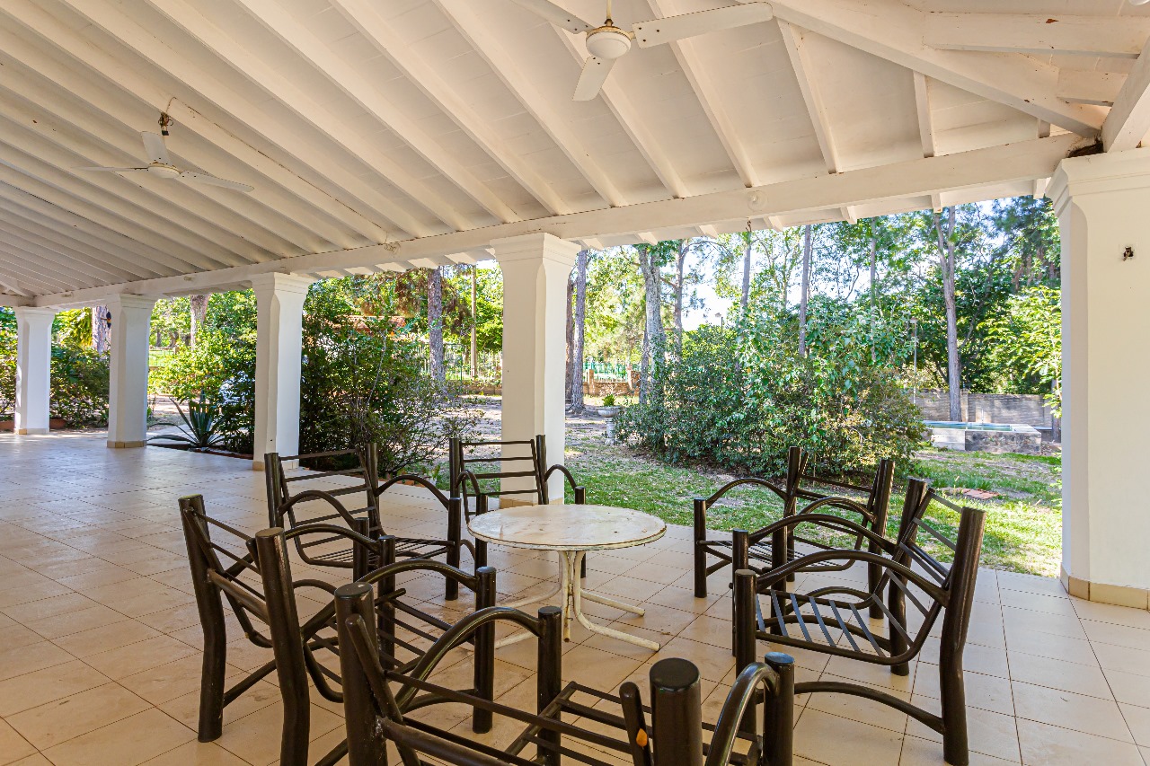 En Venta Quinta En Caacupe Con 3 Habitaciones En Suite — foto 3