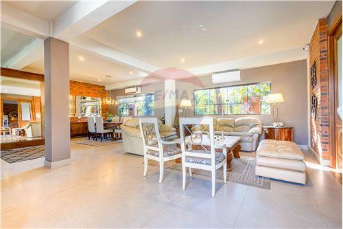 Casa en venta en Lambaré — foto 3