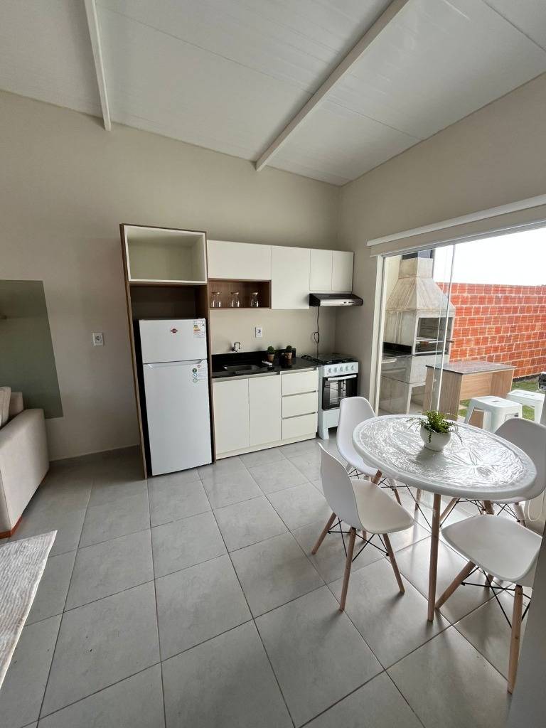 Vendo casas en el barrio cerrado ARASY 2 / LUQUE — foto 3