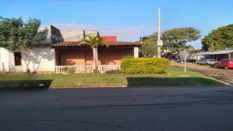 VENTA Terreno en ESQUINA perfecto para Duplex o local comercial. — foto 2