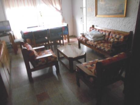 A Metros De Av. Marquez Castro. Venta Solymar 2 Dormitorios