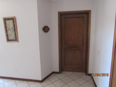 Alquilamos Dpto 3 Dormitorios Zona Carmelitas.