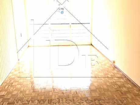 Apartamento Alquiler Pocitos 3 Dormitorios Al Frente