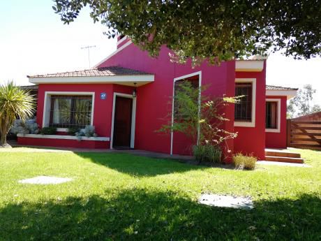3 Dormitorios Barbacoa En Padrón único!