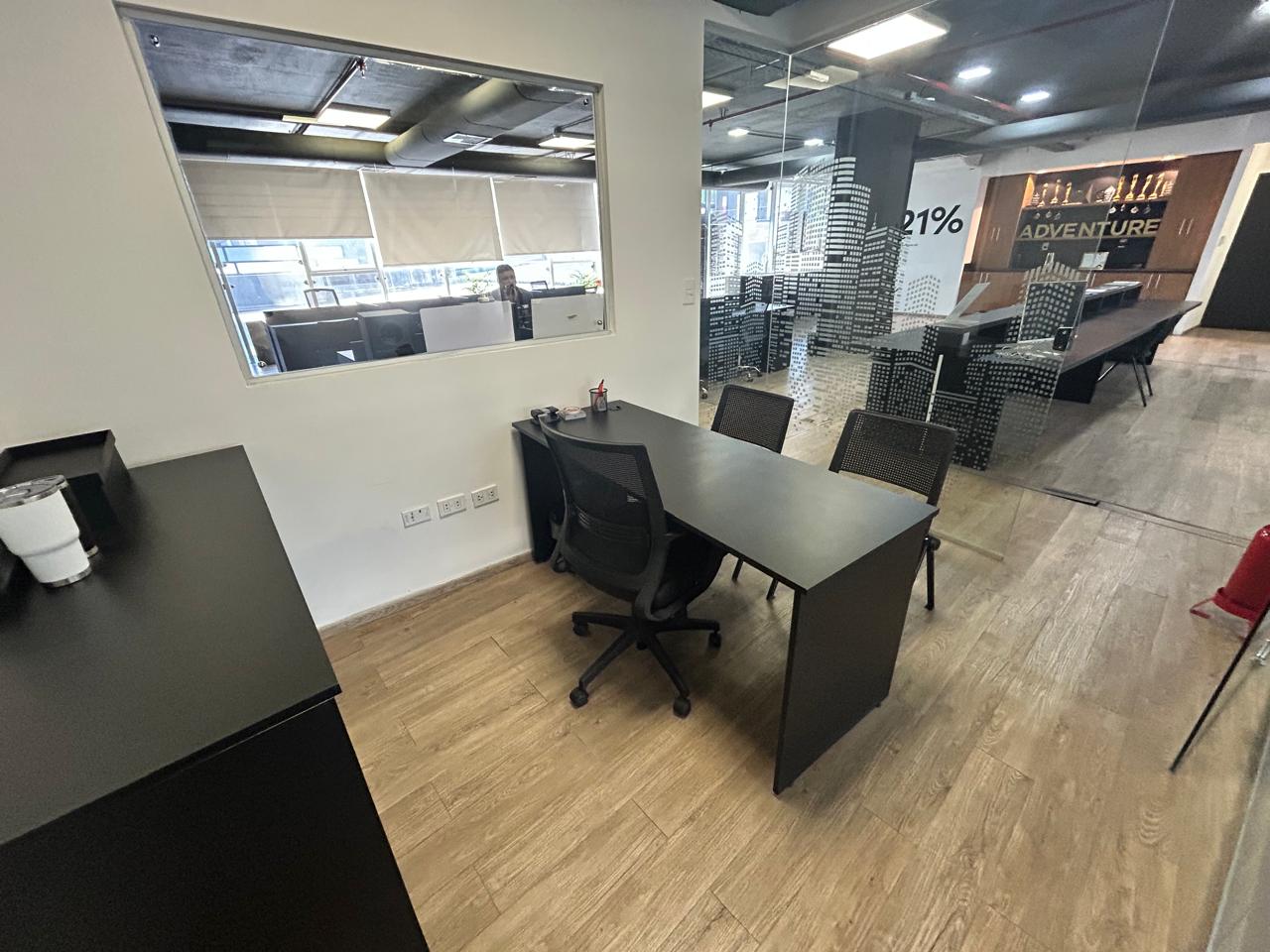 Alquilo oficina corporativa en villa morra Edificio Atrium — foto 2