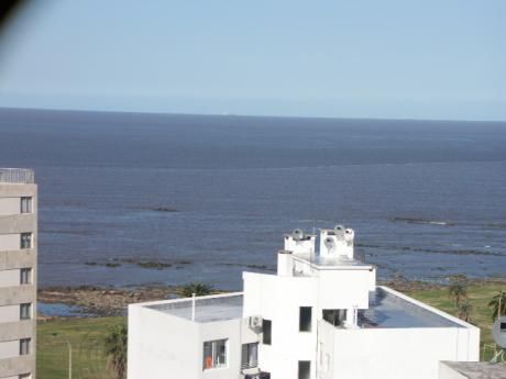 Bvr Artigas Frente Al Golf A Pasos Rambla