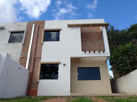 Vendo Duplex A Estrenar En Villa Elisa.-