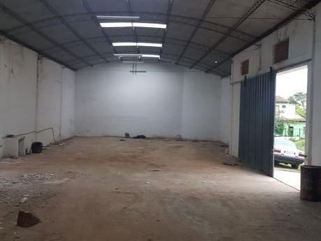 Alquiler De Tinglado Con Oficina En Luque