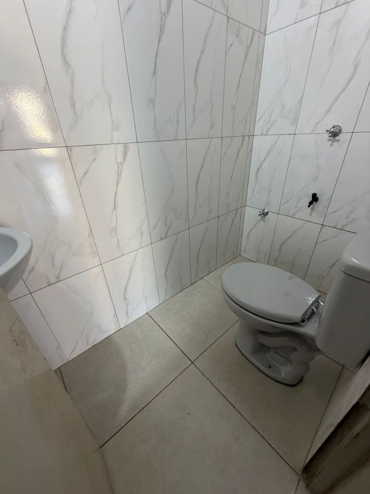 SALON COMERCIAL UBICADO EN EL KM 4 - ALQUILO — foto 3