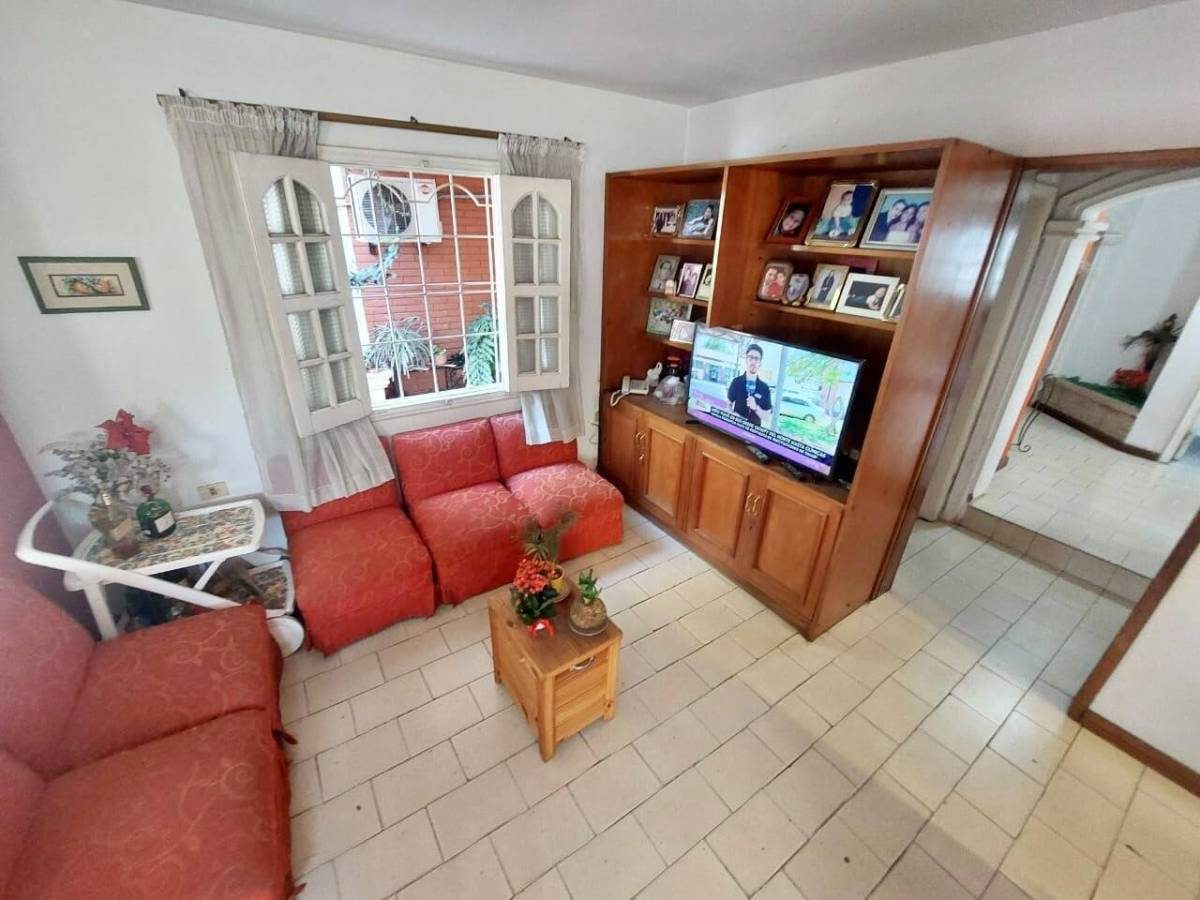 VENDO CASA EN ESQUINA - VILLA MORRA — foto 3