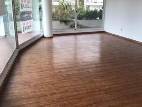 Venta De Apartamento En Avda De Las Americas