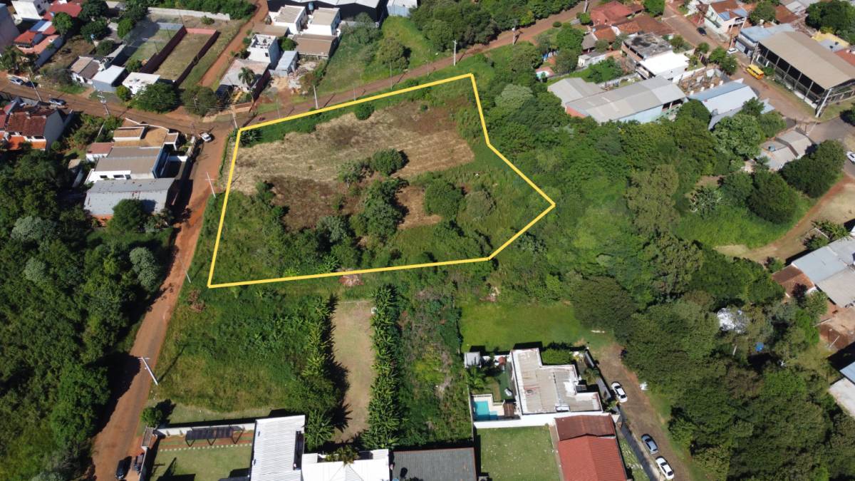 vendo Terreno de 5.827 m² en Barrio Amambay Zona estratégica de Ciudad del este — foto 3