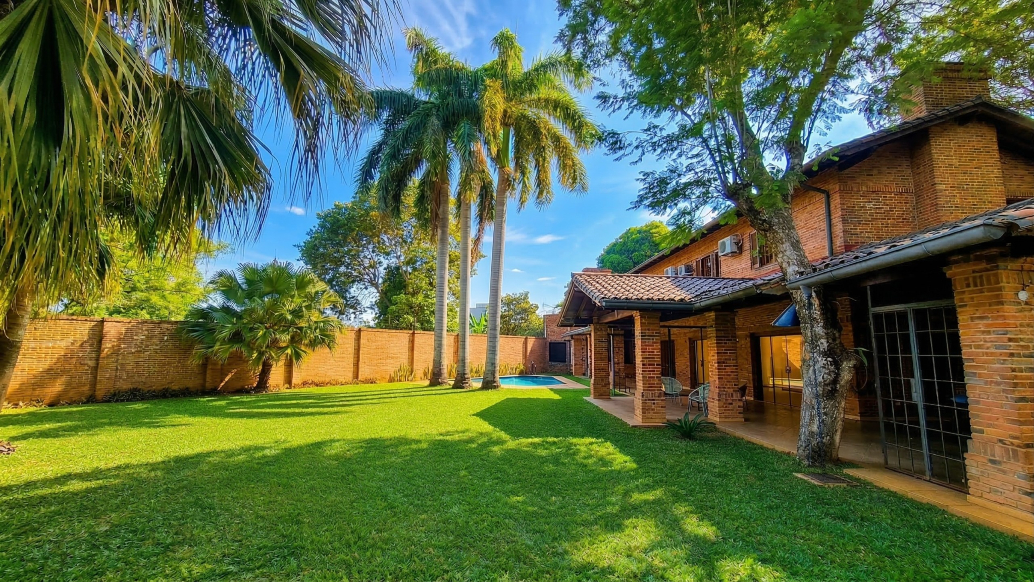 VENDO CASA EN BARRIO LAS LOMAS — foto 3