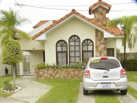 Linda Casa En Cond.genesis