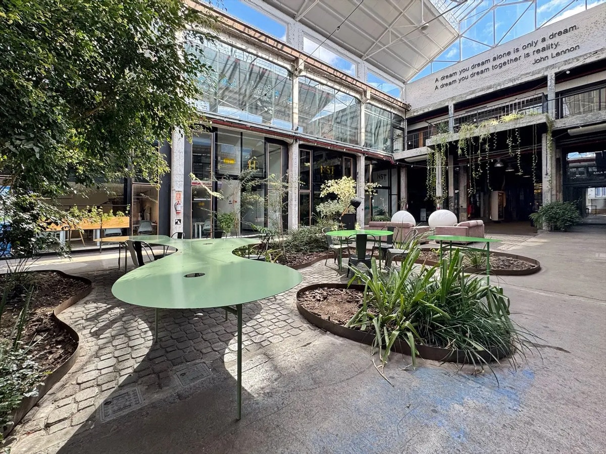 - Alquiler -oficina - Cowork - Todo Incluido - Tres Cruces- · Foto 3