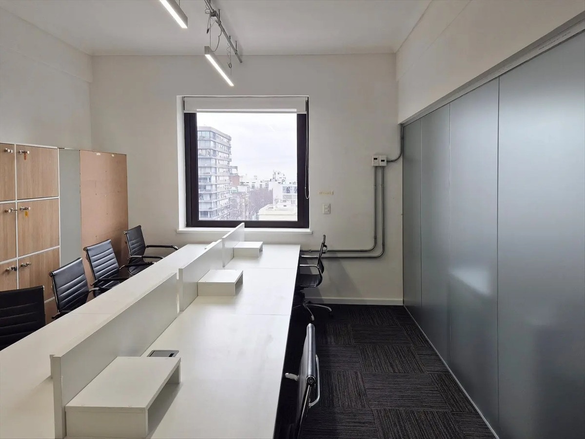 - Alquiler - Oficina Privada - Cowork - Plaza Independencia - Cuidad Vieja - Centro · Foto 5