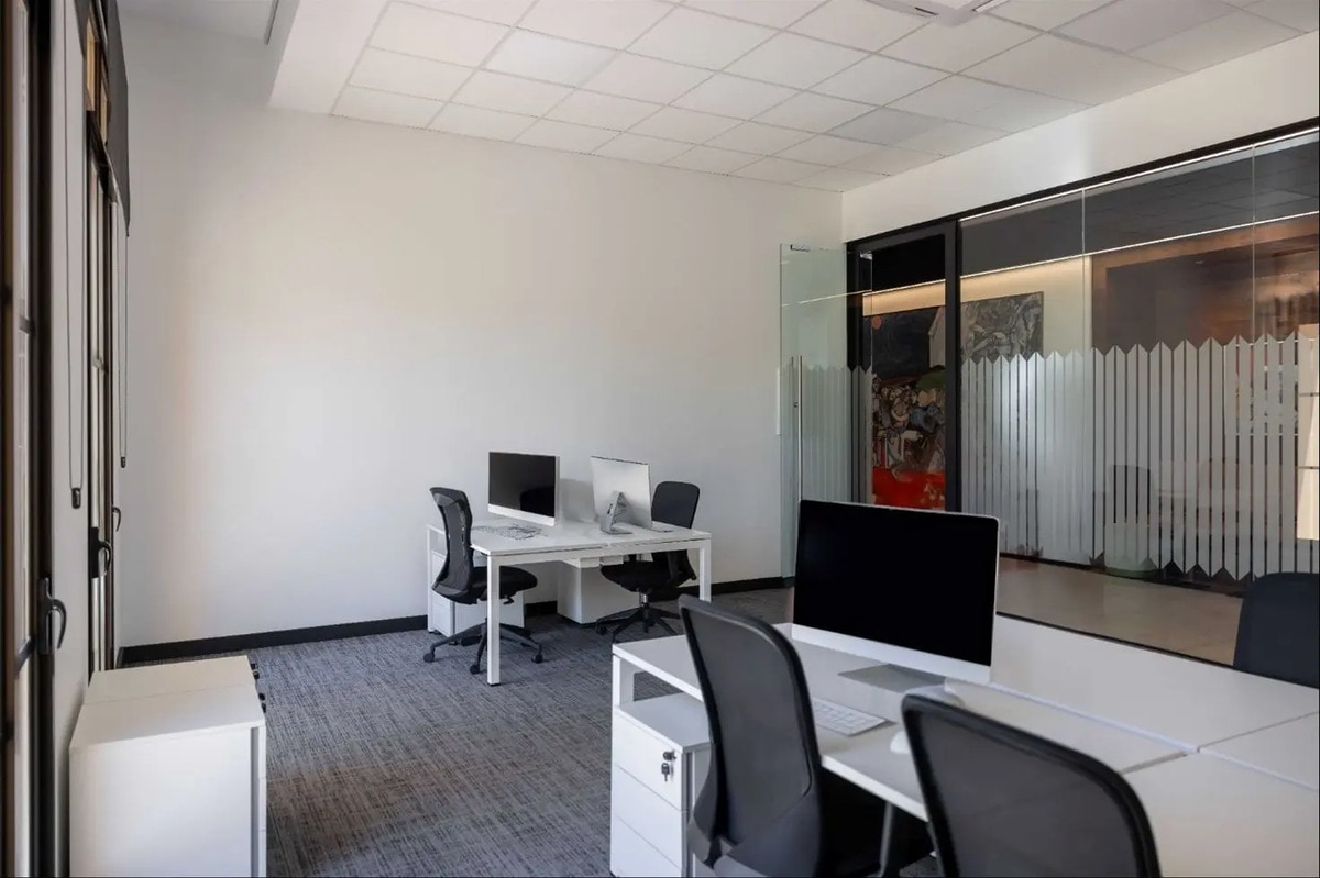 Alquiler - Oficina - Campus - Todo Incluido - · Foto 6