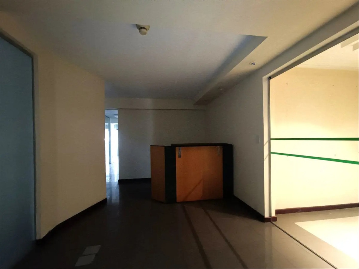 Alquiler Oficina Ciudad Vieja · Foto 2