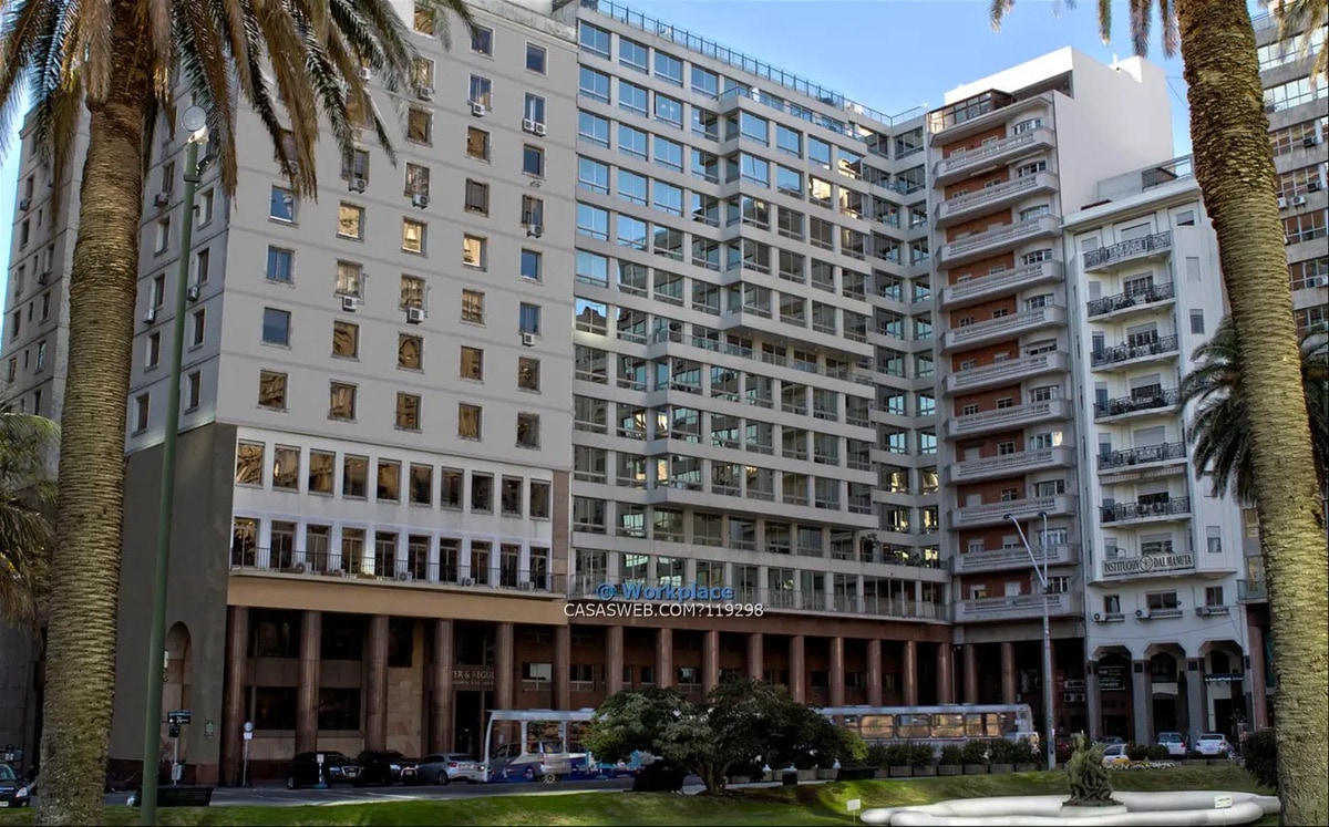 Alquiler De Oficina - Plaza Independencia - Ciudad Vieja · Foto 2