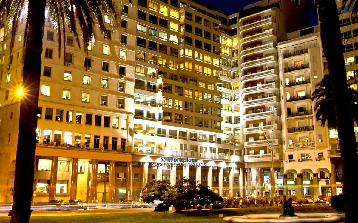 Alquiler De Oficina - Plaza Independencia - Centro · Foto 2