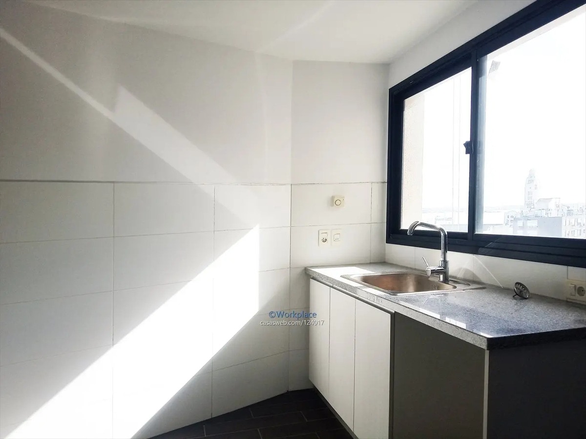 Alquiler De Oficina En Ciudad Vieja / Plaza Zabala - Oficinas Modernas Y Funcionales · Foto 6