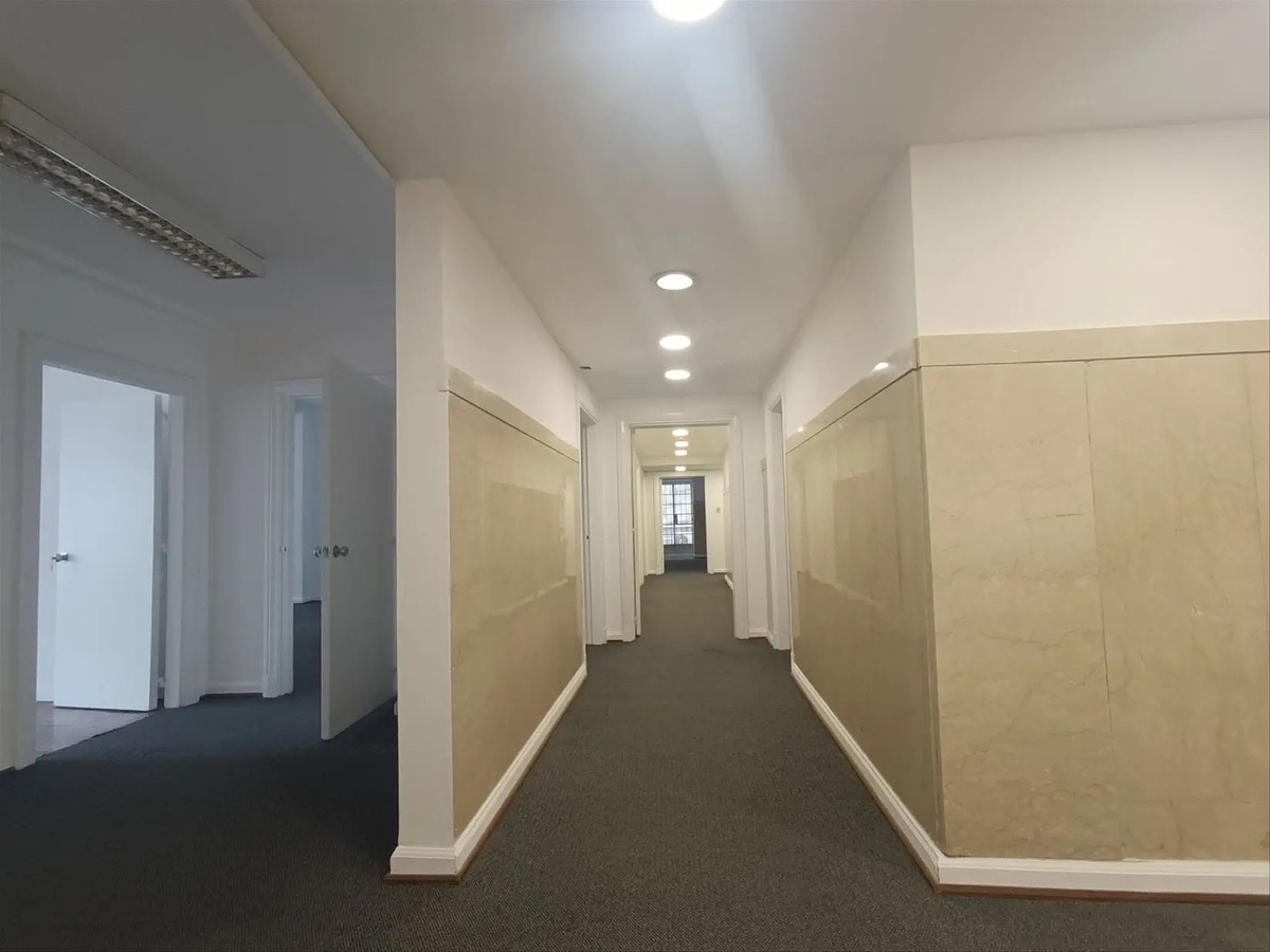 Alquiler Oficina Ciudad Vieja · Foto 3