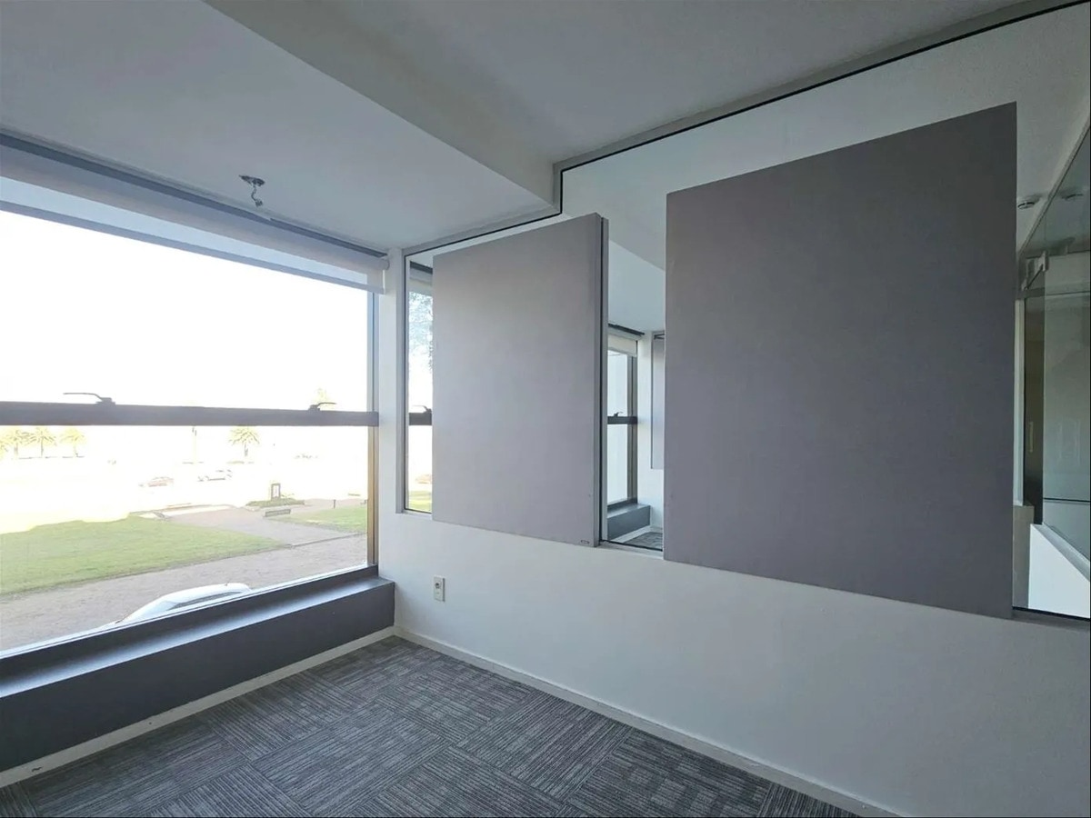 Alquiler o Venta - Oficina En Parque Rodó - · Foto 12