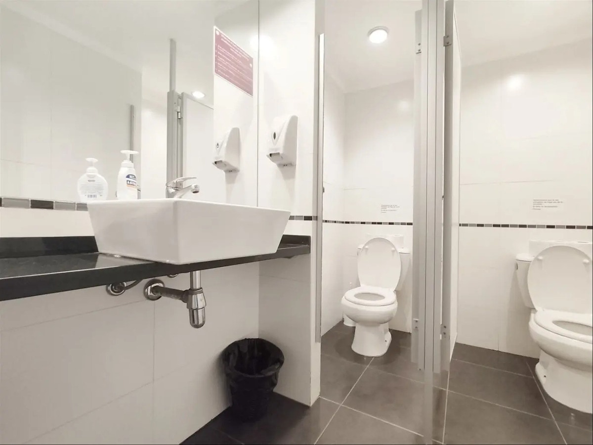 Alquiler  O Venta - Oficina - Ciudad Vieja · Foto 6