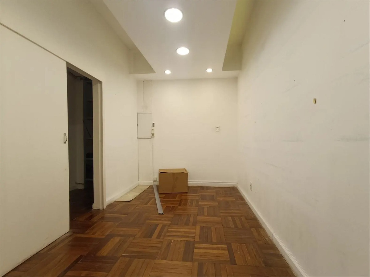 Alquiler Oficina Ciudad Vieja · Foto 5