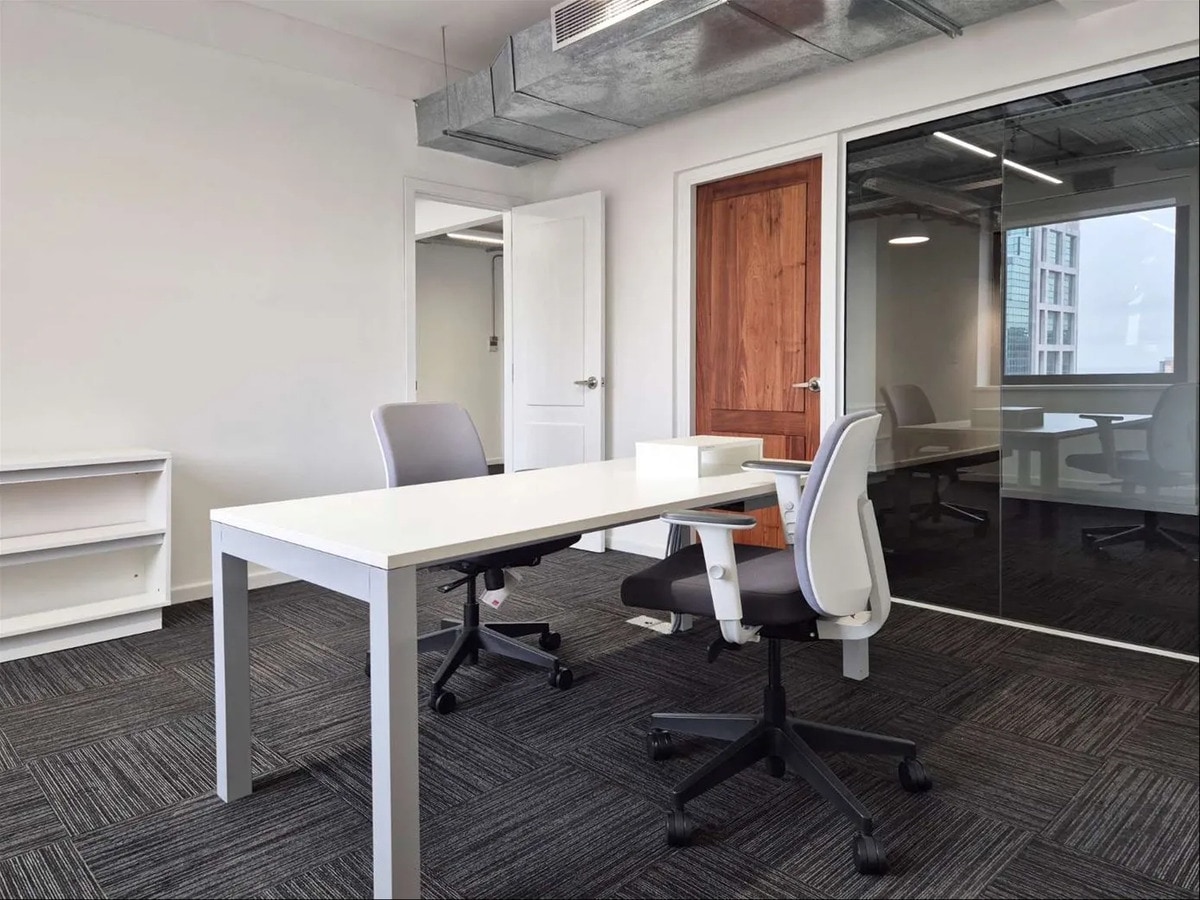 Alquiler Oficinas - Victoria Plaza - Ciudad Vieja - Plaza Independencia · Foto 4
