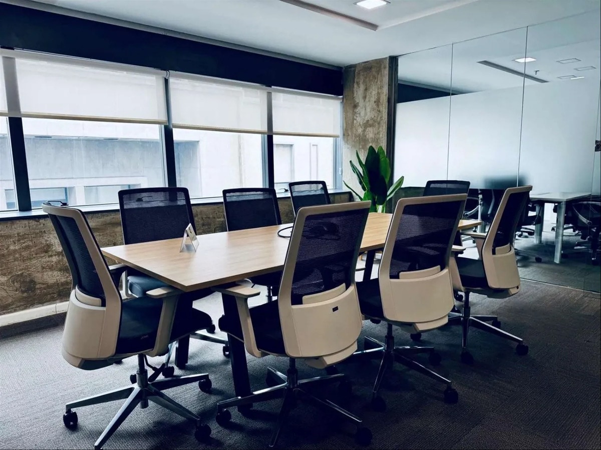 Alquiler O Venta - Oficina - Ciudad Vieja - Edificio De Categoría · Foto 6