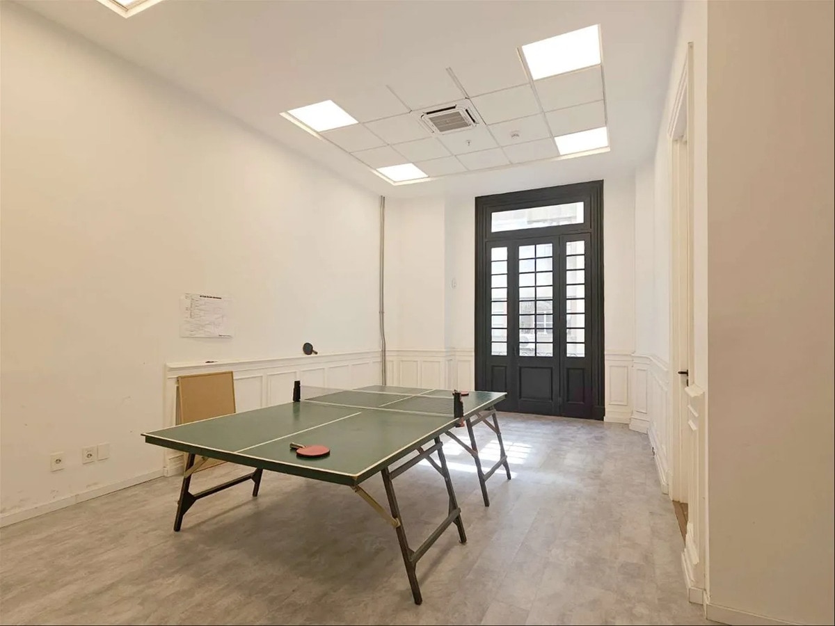 Alquiler De Oficina En Ciudad Vieja - Como Nueva - Gastos Comunes Incluidos · Foto 4