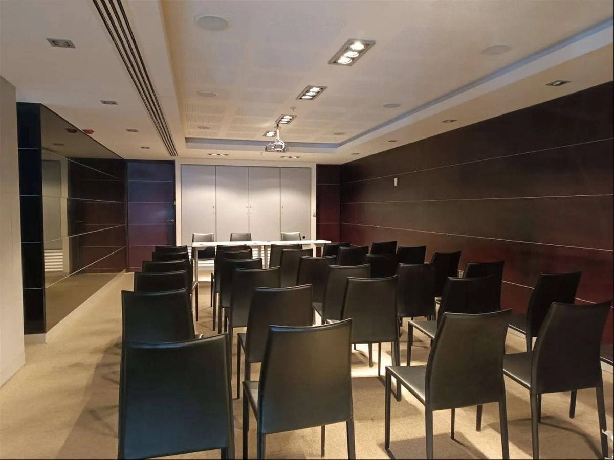 Alquiler O Venta - Oficina - Ciudad Vieja - Edificio De Categoría · Foto 6