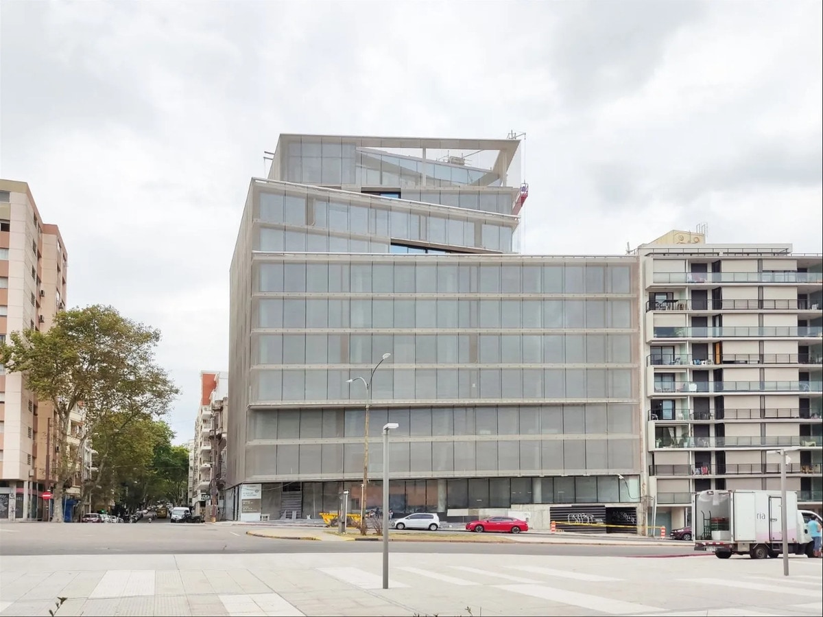 Alquiler Oficinas - Centro / Ciudad Vieja- Categoría AAA Estrenar · Foto 2