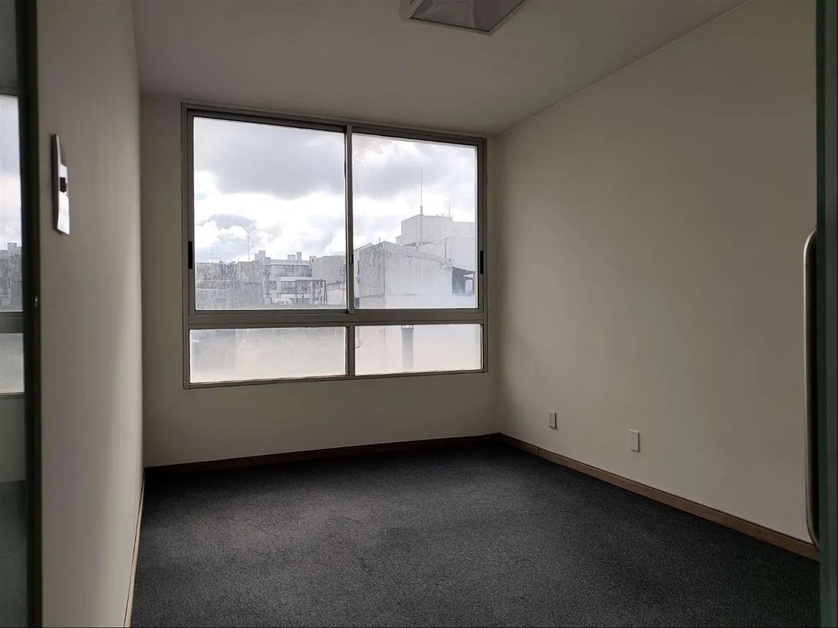 Alquiler- Venta Oficina - Plaza Independencia - Centro · Foto 6