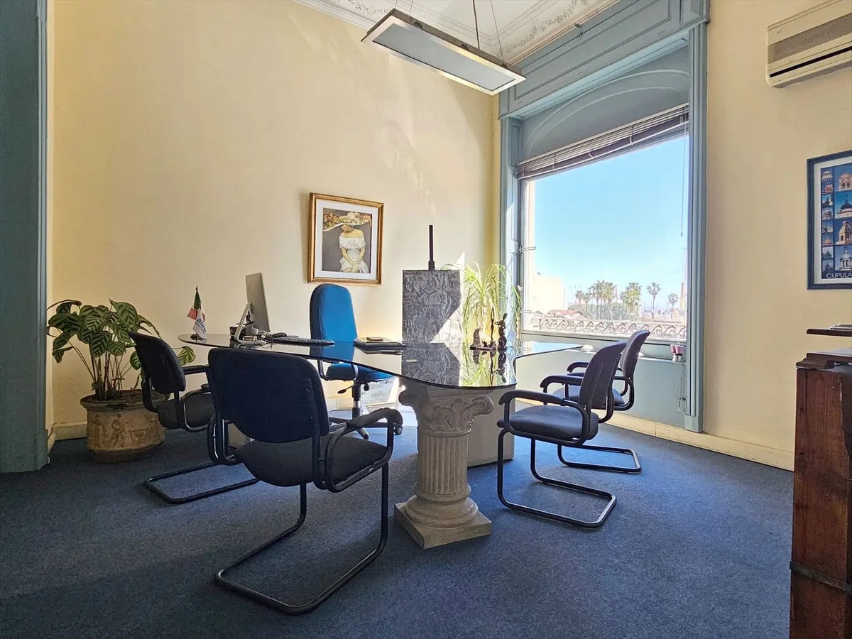 Alquiler O Venta - Oficina Ciudad Vieja / Centro · Foto 8