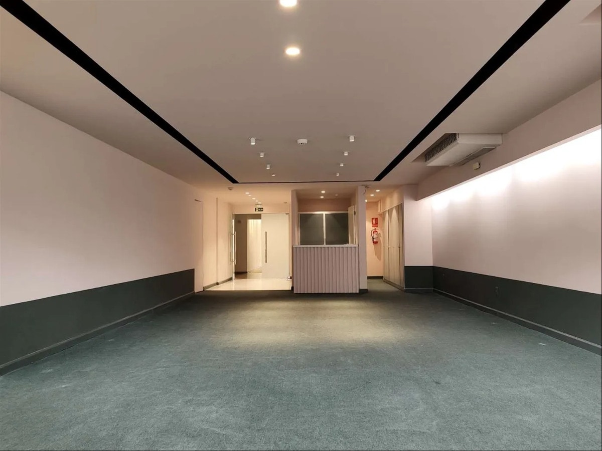 Venta - Alquiler Oficina - Plaza Independencia - Centro · Foto 8