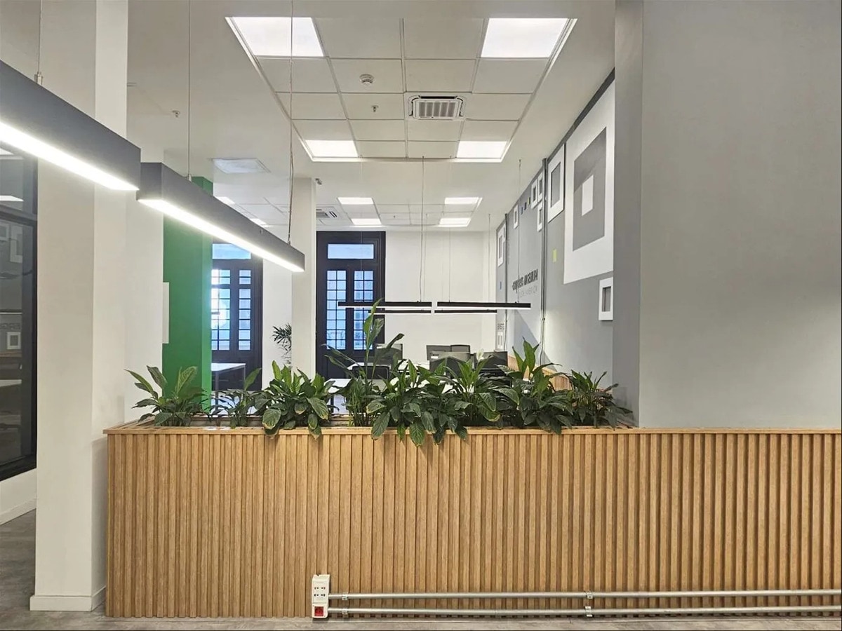 Alquiler De Oficina En Ciudad Vieja - Como Nueva - Gastos Comunes Incluidos · Foto 11