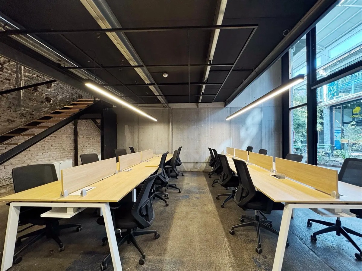 - Alquiler -oficina - Cowork - Todo Incluido - Tres Cruces- · Foto 3