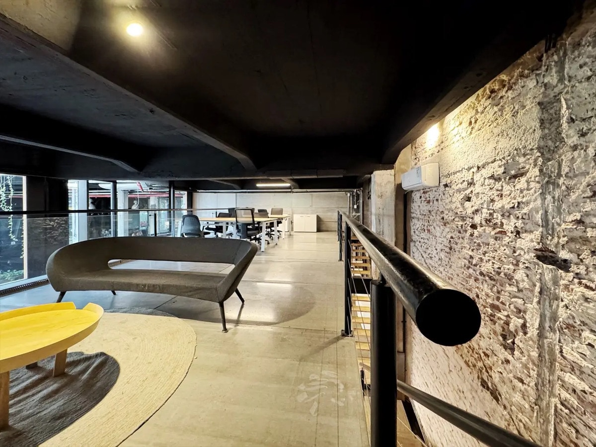 - Alquiler -oficina - Cowork - Todo Incluido - Tres Cruces- · Foto 2