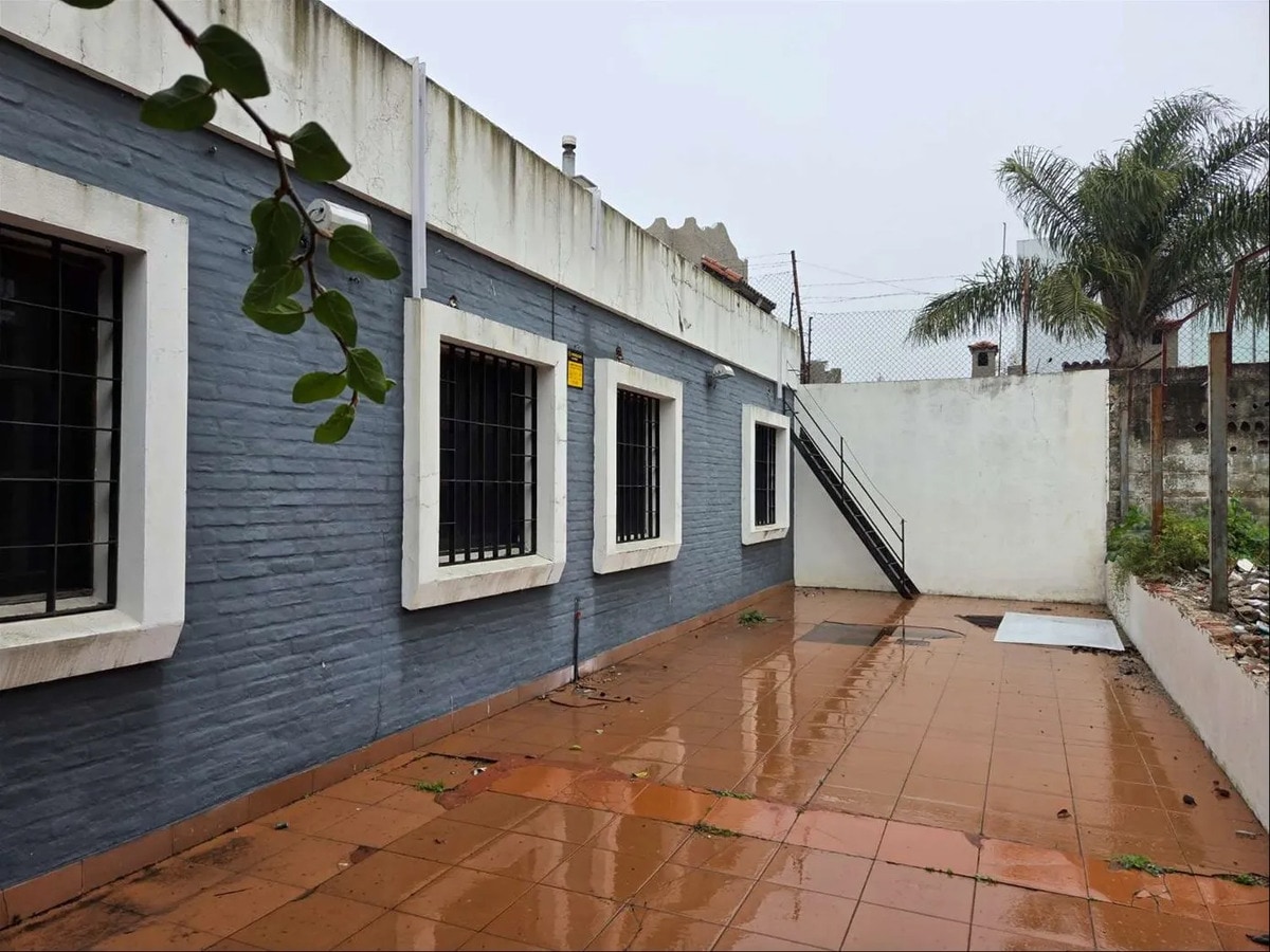 Alquiler O Venta - Casa Para Empresa - Oficina - Carrasco - Av. Italia - · Foto 7