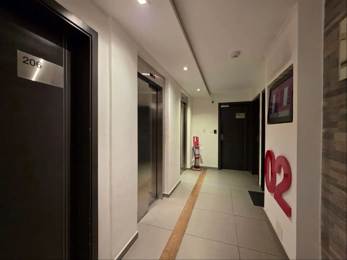 Alquiler Oficina - A Metros Wtc - Buceo Prox. Pocitos Nuevo · Foto 11