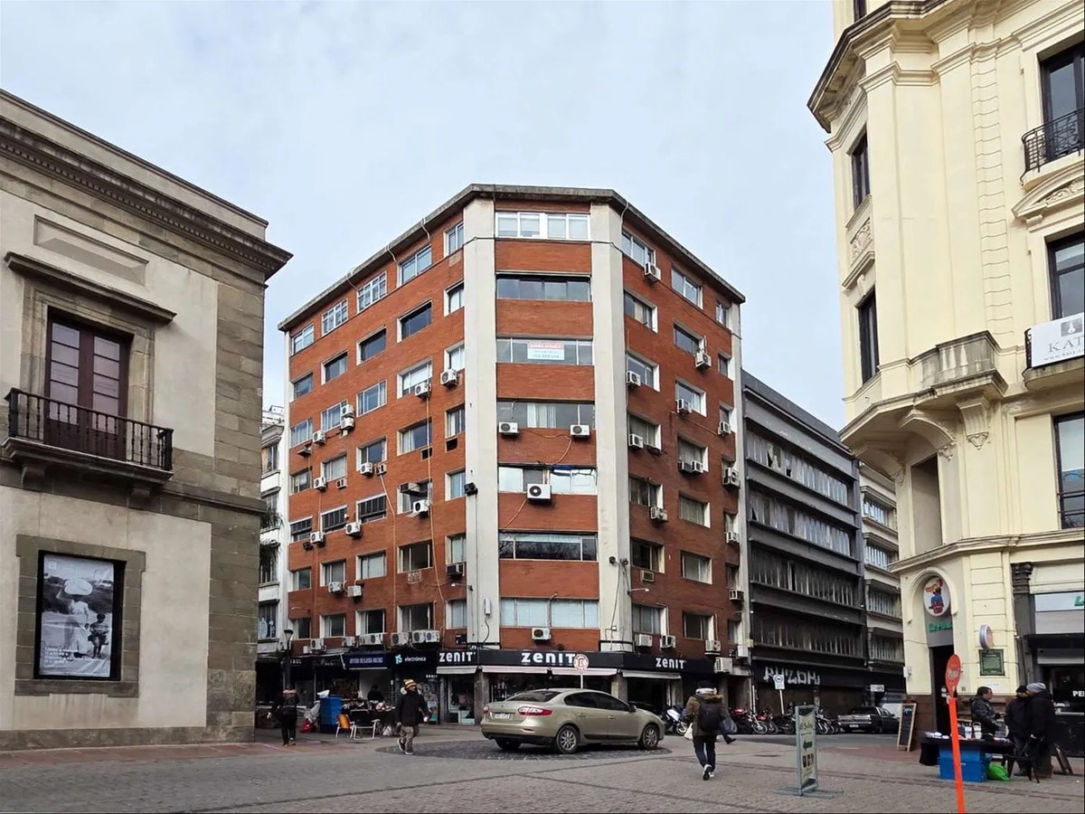 Alquiler - Oficina - Ciudad Vieja - Plaza Matriz - · Foto 12