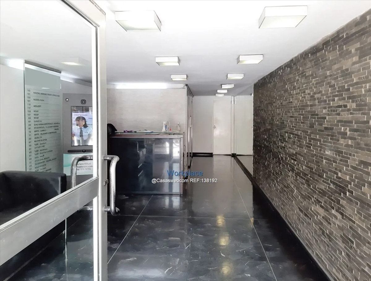 Alquiler O Venta - Oficina - Plaza Independencia - Centro A Pasos De Ciudad Vieja · Photo 8