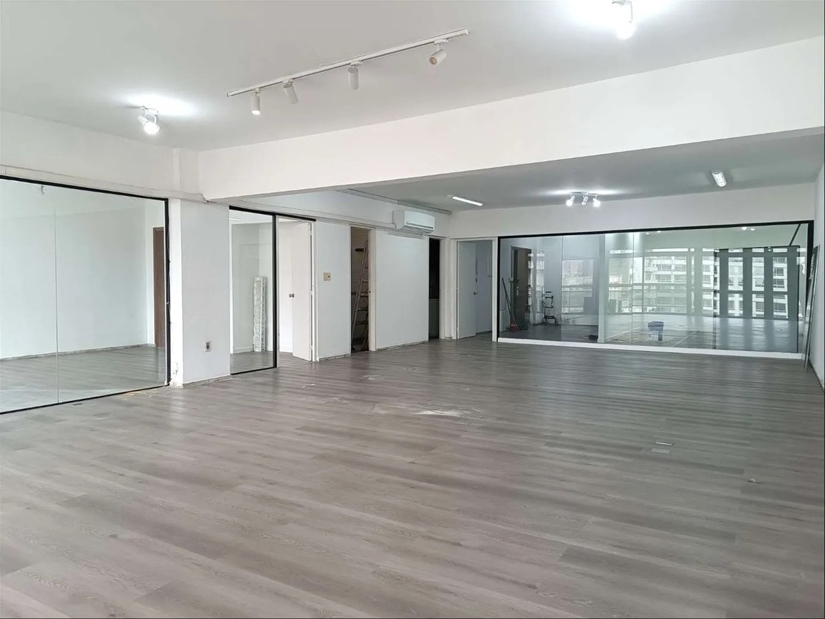 Alquiler O Venta - Oficina - Plaza Independencia - Centro A Pasos De Ciudad Vieja · Photo 6